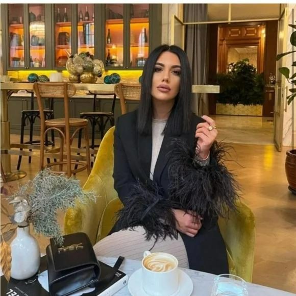 ZARA BLACK STRAIGHT CUT FEATHER BLAZER - Picture 8 of 10